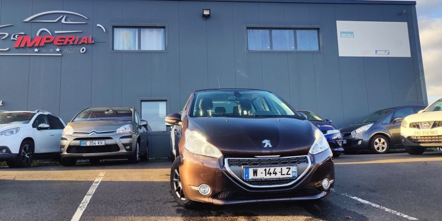 Peugeot 208 ALLURE 1.6 E-HDI 115 CV