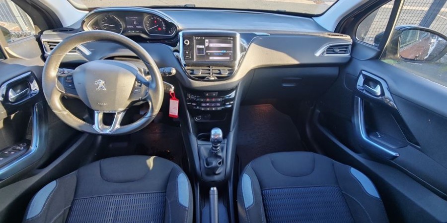 Peugeot 208 ALLURE 1.6 E-HDI 115 CV