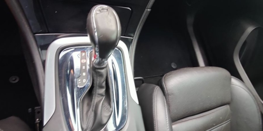 Opel Insignia 2.8T V6 / 260CV COSMO VENTE A PROFESIONNEL