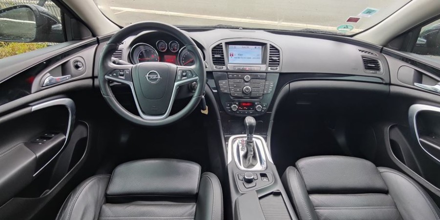Opel Insignia 2.8T V6 / 260CV COSMO VENTE A PROFESIONNEL