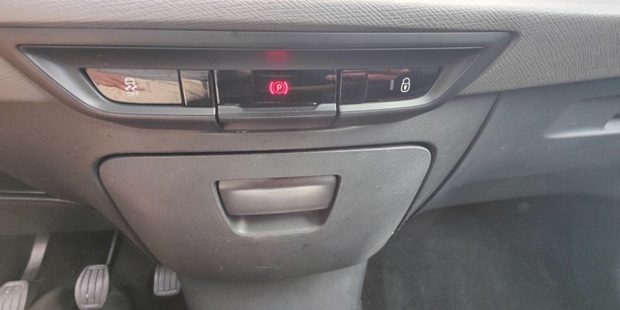 Citroën Grand C4 Picasso / ATTRACTION 1.6 BLUEHDI 120 CV