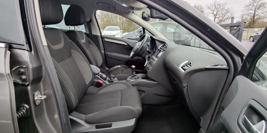 Citroën C4 II PHASE 2 1.6 BLUEHDI 100CV / MILLENIUM