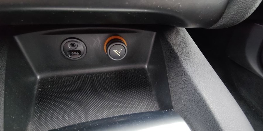 Citroën C4 II PHASE 2 1.6 BLUEHDI 100CV / MILLENIUM