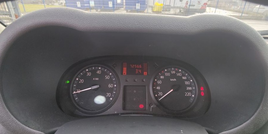 Renault Clio II CAMPUS 1.2L 75 CV / AUTHENTIQUE