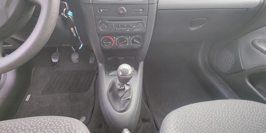 Renault Clio II CAMPUS 1.2L 75 CV / AUTHENTIQUE