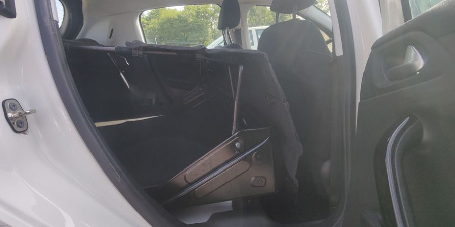 Peugeot 208 1.6 E-HDI 92 CV SOCIETE PACK CD CLIM / AFFAIRE