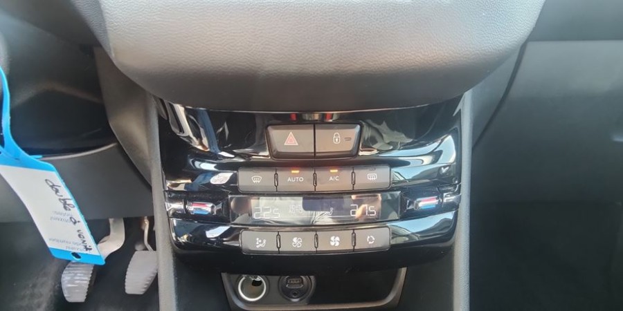 Peugeot 208 1.6 E-HDI 92 CV SOCIETE PACK CD CLIM / AFFAIRE