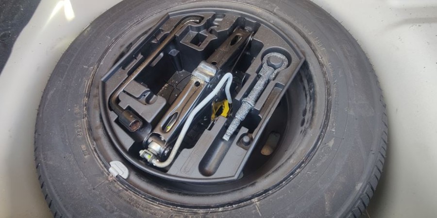 Peugeot 208 1.6 E-HDI 92 CV SOCIETE PACK CD CLIM / AFFAIRE