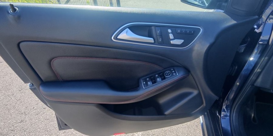 Mercedes Classe B 200 D / FASCINATION 2.2CDI 136CH 7G-DCT PACK AMG