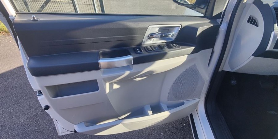 Chrysler Voyager GRAND VOYAGEUR V Touring 2.8L 163 CV CRD