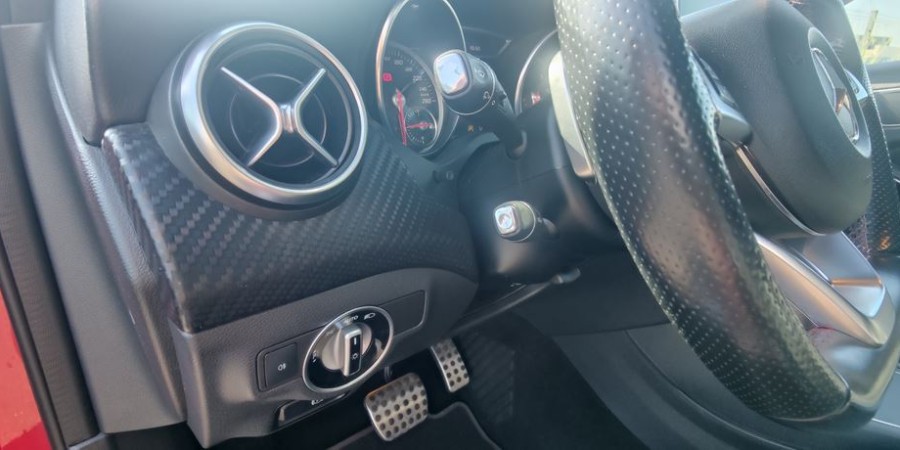 Mercedes Classe A 200 D / FASCINATION 2.2 CDI 136 7G-DCT PACK AMG