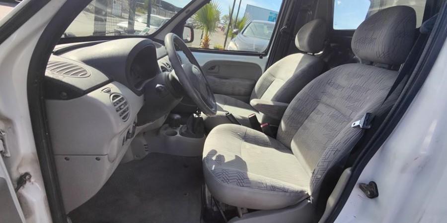 Renault Kangoo 1.5 DCI 65 CV