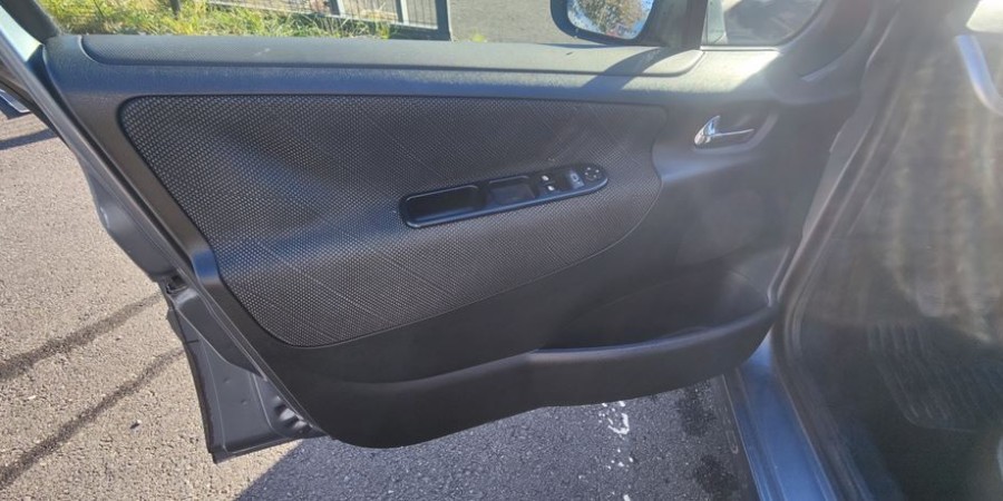 Peugeot 207 TRENDY 1.4 VTI 95 CV