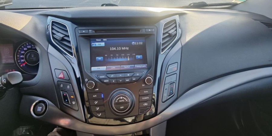 Hyundai i40 BLUE DRIVE 1.7 CRDI 115CV / PACK BUSINESS