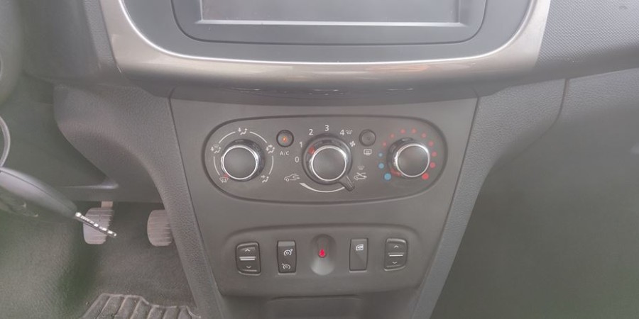 Dacia Sandero II 0.9L TCE 90 CV / STEPWAY