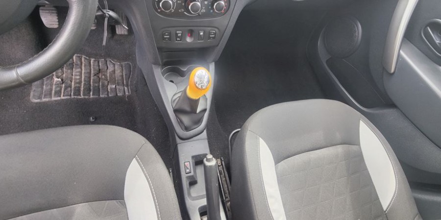 Dacia Sandero II 0.9L TCE 90 CV / STEPWAY