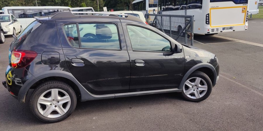 Dacia Sandero II 0.9L TCE 90 CV / STEPWAY