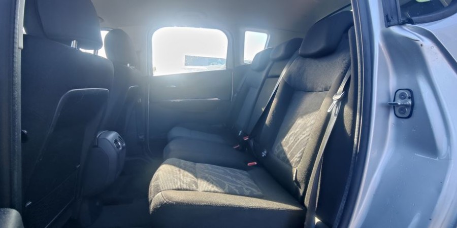 Peugeot 3008 1.6 HDI 110 CV / PREMIUM