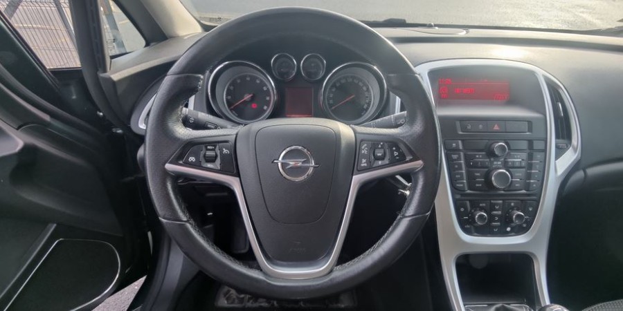 Opel Astra J / KIT CHAINE NEUF 1.4I TURBO 140