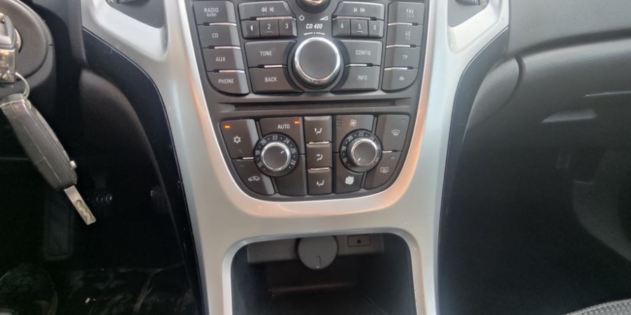 Opel Astra J / KIT CHAINE NEUF 1.4I TURBO 140