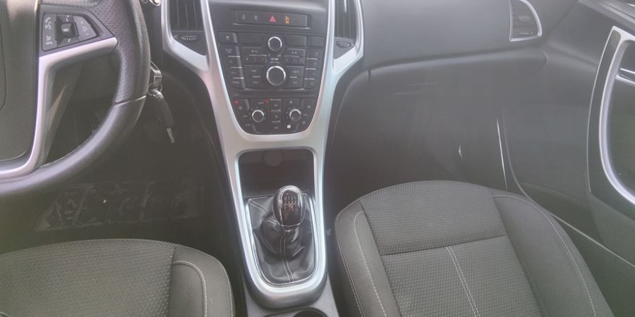 Opel Astra J / KIT CHAINE NEUF 1.4I TURBO 140