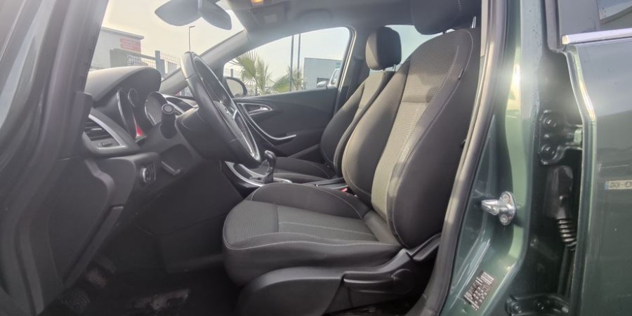 Opel Astra J / KIT CHAINE NEUF 1.4I TURBO 140