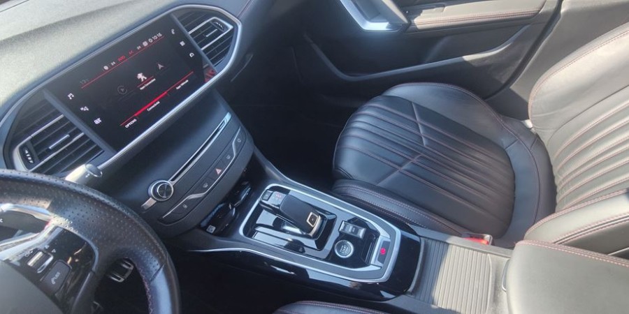 Peugeot 308 II PHASE 2 1.5 BLUE-HDI 130 EAT8 / GT PA