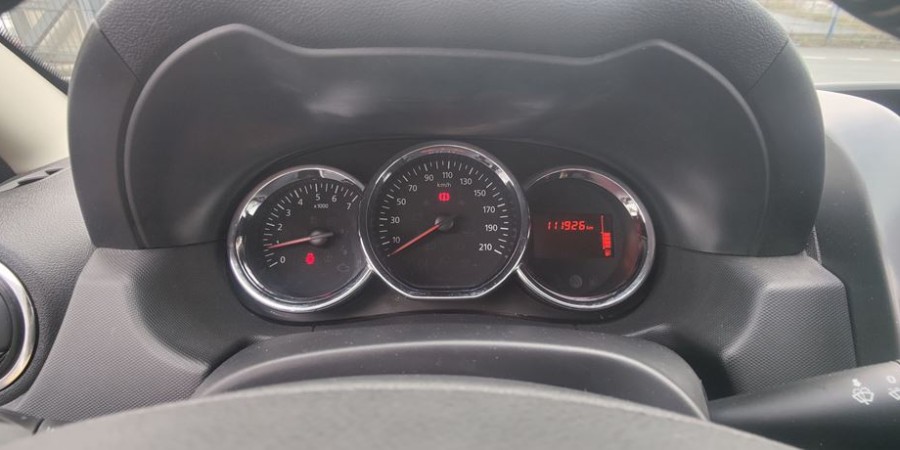 Dacia Duster PHASE 2 4X2 1.5 DCI 110 CV / BLACK TOUCH