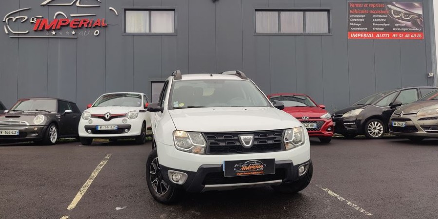 Dacia Duster PHASE 2 4X2 1.5 DCI 110 CV / BLACK TOUCH