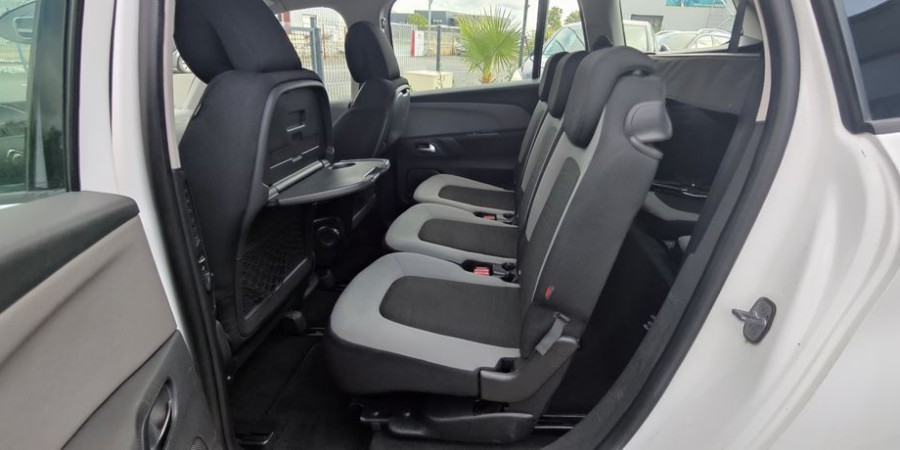 Citroën Grand C4 Picasso / ATTRACTION 1.6 BLUEHDI 120 CV