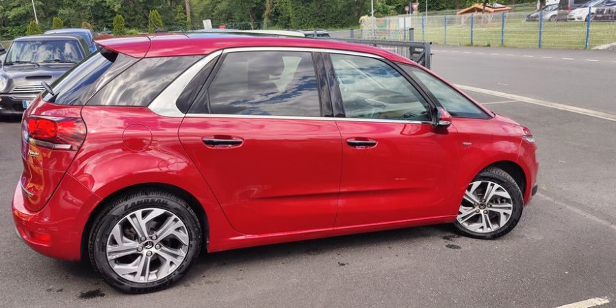 Citroën C4 Picasso II 1.6 E-HDI 115 CV / EXCLUSIVE