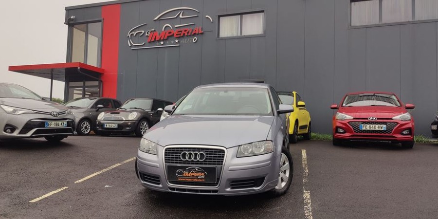 Audi A3 sportback TIPTRONIC 1.6L 102 CV / AMBIANTE