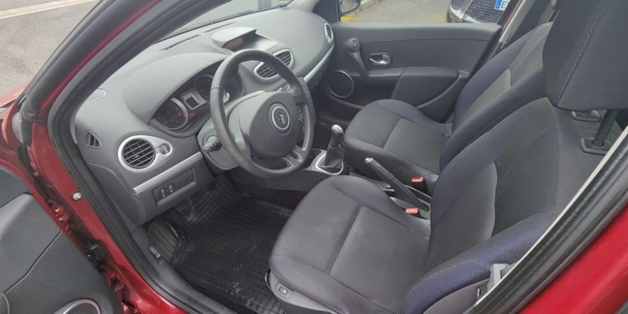 Renault Clio III 1.6 L 90 CV / EDITION DYNAMIQU