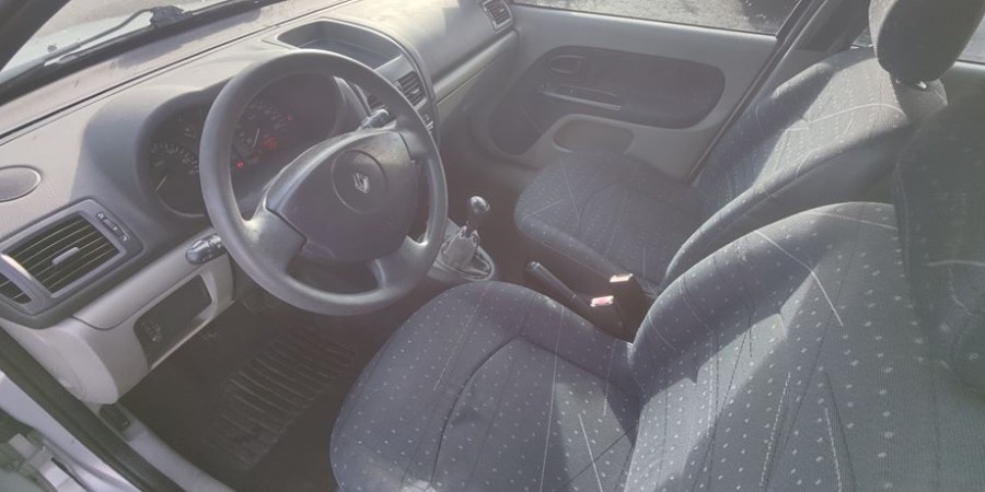 Renault Clio II PHASE 2 1.2 I 60 / CONFORT