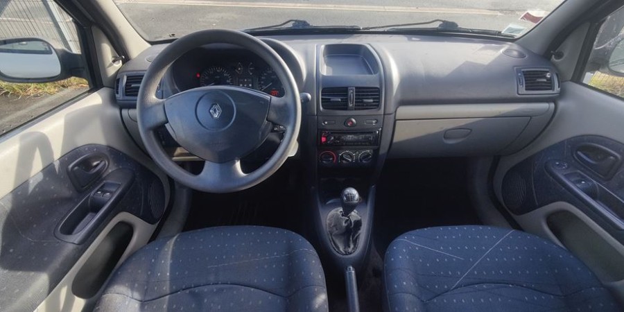 Renault Clio II PHASE 2 1.2 I 60 / CONFORT