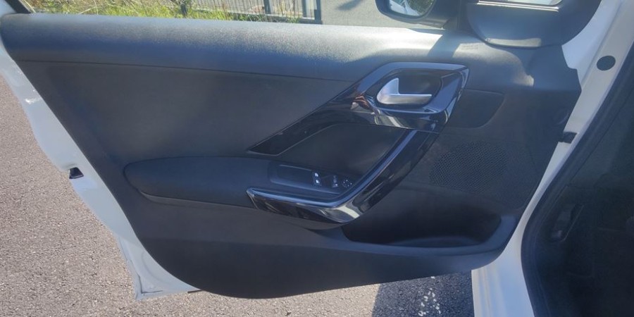 Peugeot 208 PHASE 2 JEUNE PERMIS 1.6 BLUEHDI 75 CV S&S / ACTIVE