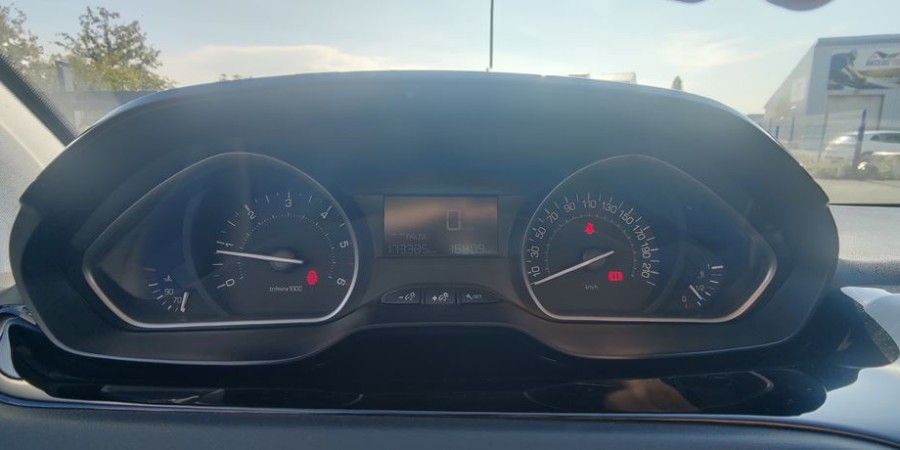 Peugeot 208 PHASE 2 JEUNE PERMIS 1.6 BLUEHDI 75 CV S&S / ACTIVE