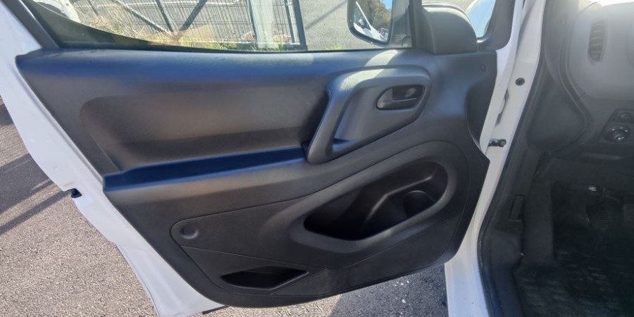 Peugeot Partner II FOURGON 1.6 E-HDI 90 CV