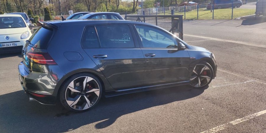 Volkswagen Golf VII GTI DYNAUDIO / DCC 2.0 TSI 230 DSG6 PACK PERFOR