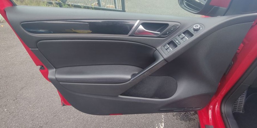 Volkswagen Golf VI GTI DSG6 2.0 TSI 211 CV / JANTES EDITIO