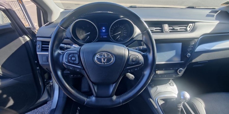 Toyota Avensis III PHASE 3 2.0 D4D 143 CV / EXECUTIVE