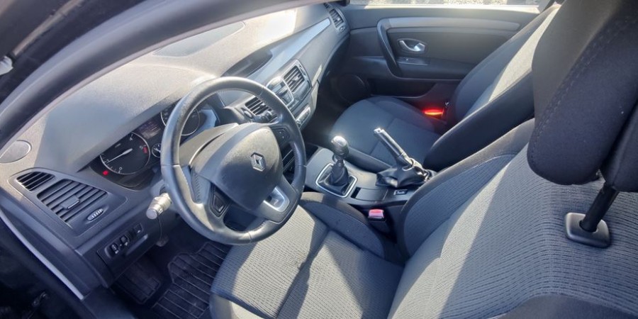Renault Laguna Estate III PHASE 1 2.0 DCI 130 CV