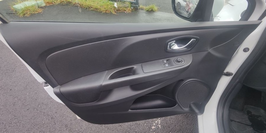 Renault Clio IV SOCIETE 1.5 DCI 75 CV /AIR MEDIA NAV