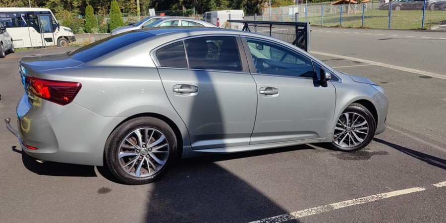 Toyota Avensis III PHASE 3 2.0 D4D 143 CV / EXECUTIVE