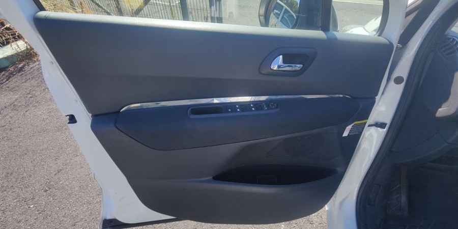 Peugeot 5008 PHASE 2 1.6 BLUE-HDI 120 CV / EAT6