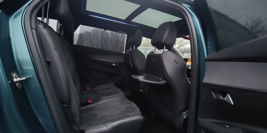 Peugeot 5008 II EAT6 S&S ALCANTARA 2.0 BLUE-HDI 180 / GT PACK