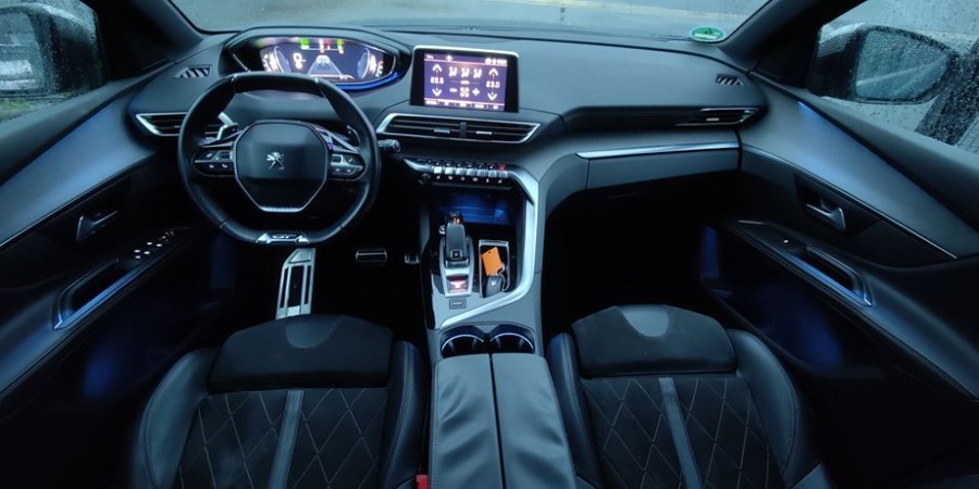 Peugeot 5008 II EAT6 S&S ALCANTARA 2.0 BLUE-HDI 180 / GT PACK