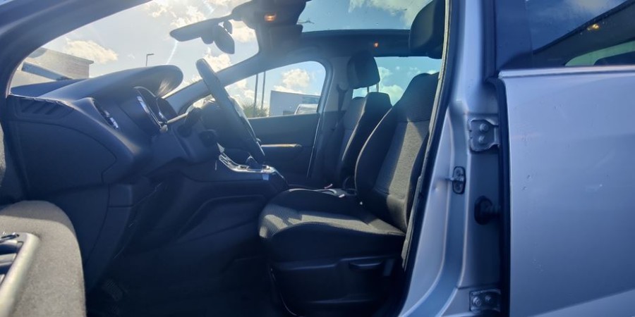 Peugeot 5008 1.6 HDI 110 CV / ALLURE