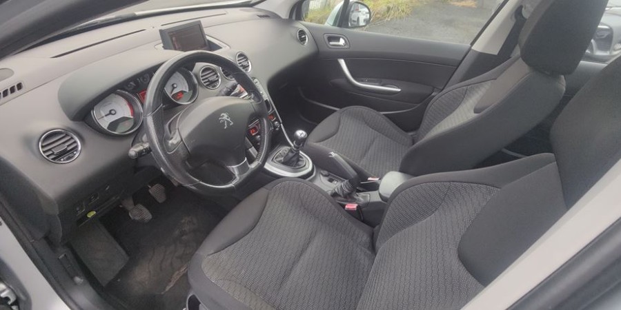 Peugeot 308 I PHASE 2 1.6 HDI 112 CV / ALLURE