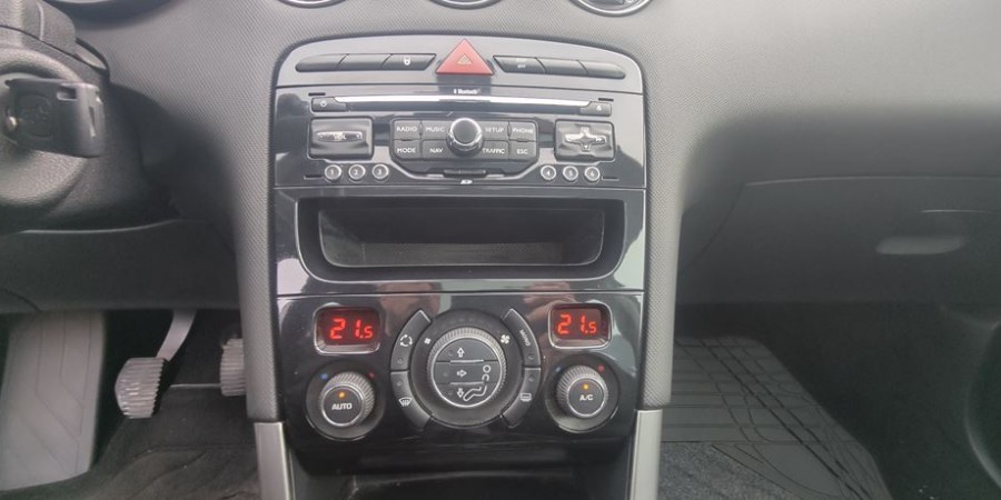 Peugeot 308 I PHASE 2 1.6 HDI 112 CV / ALLURE